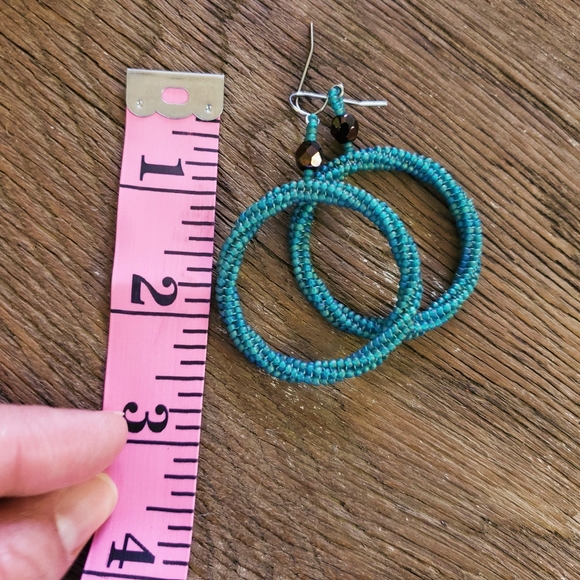 Amara Voyage Peruvian Beaded Earings - Picture 2 of 5